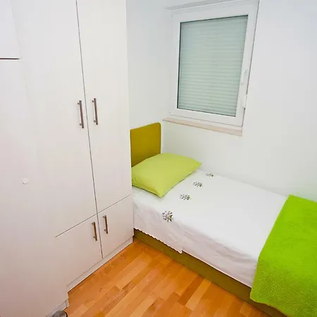 Apartment Zlatka Makarska